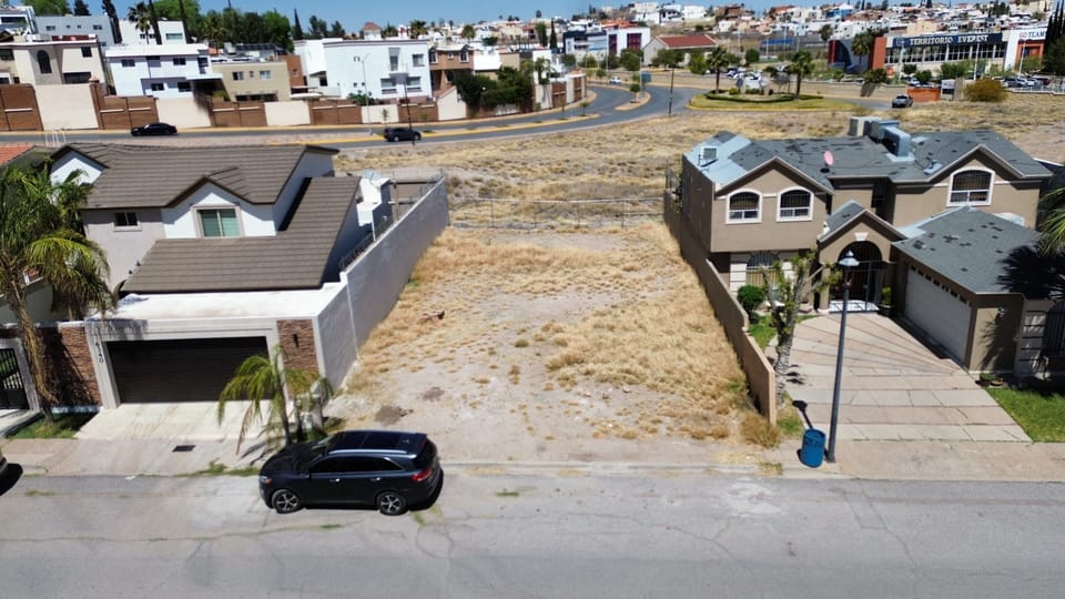 Terreno en Venta Haciendas del Valle 6338